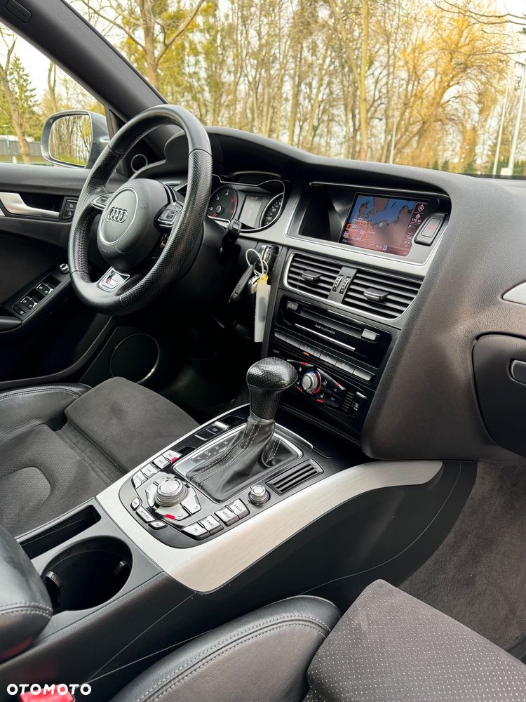 Audi A4 Avant 2.0 TDI DPF quattro S tronic S line Sportpaket - 12