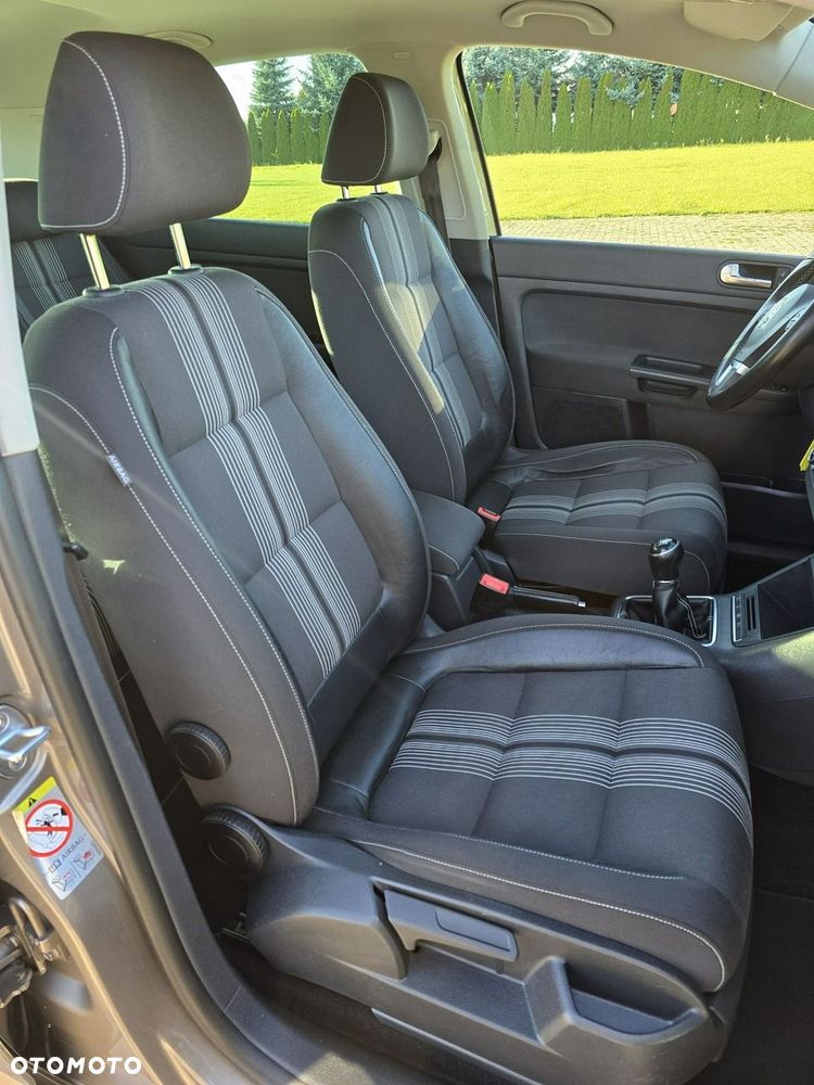 Volkswagen Golf Plus - 22