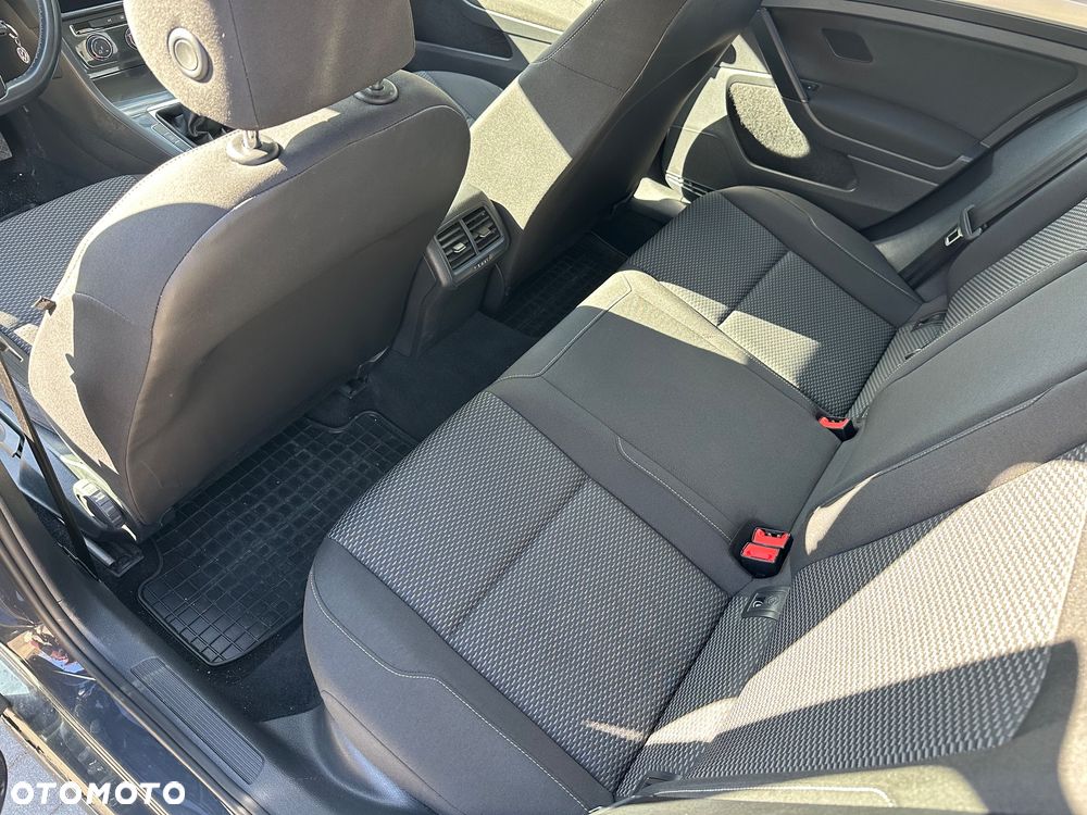 Volkswagen Golf 1.0 TSI BMT Trendline - 6