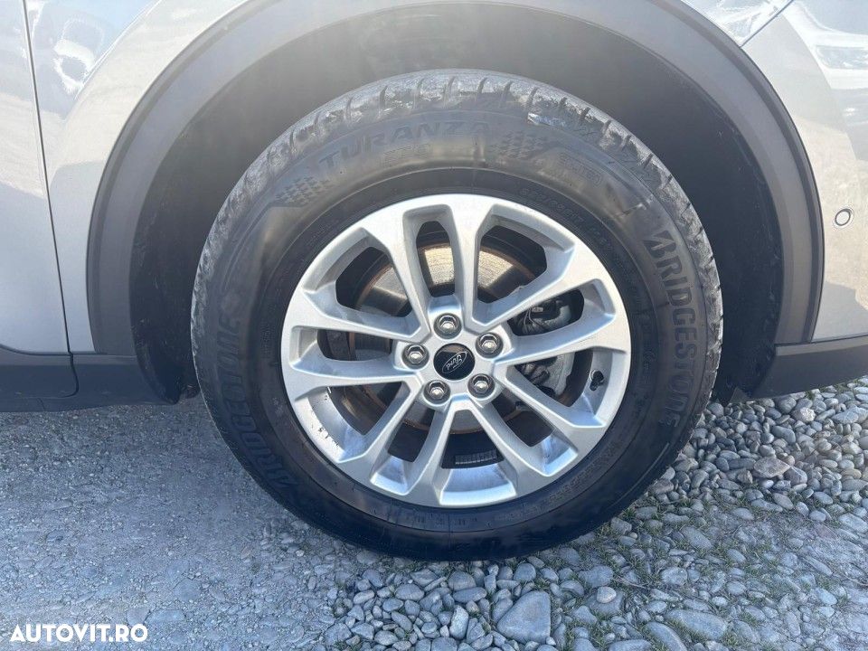 Ford Kuga - 21