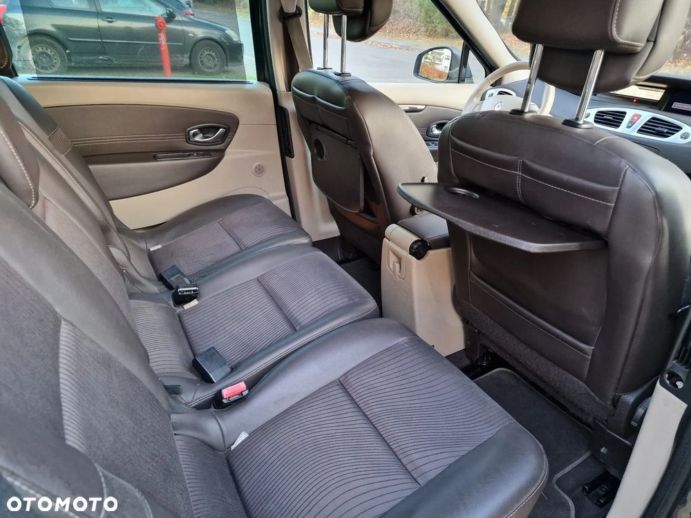 Renault Scenic - 22