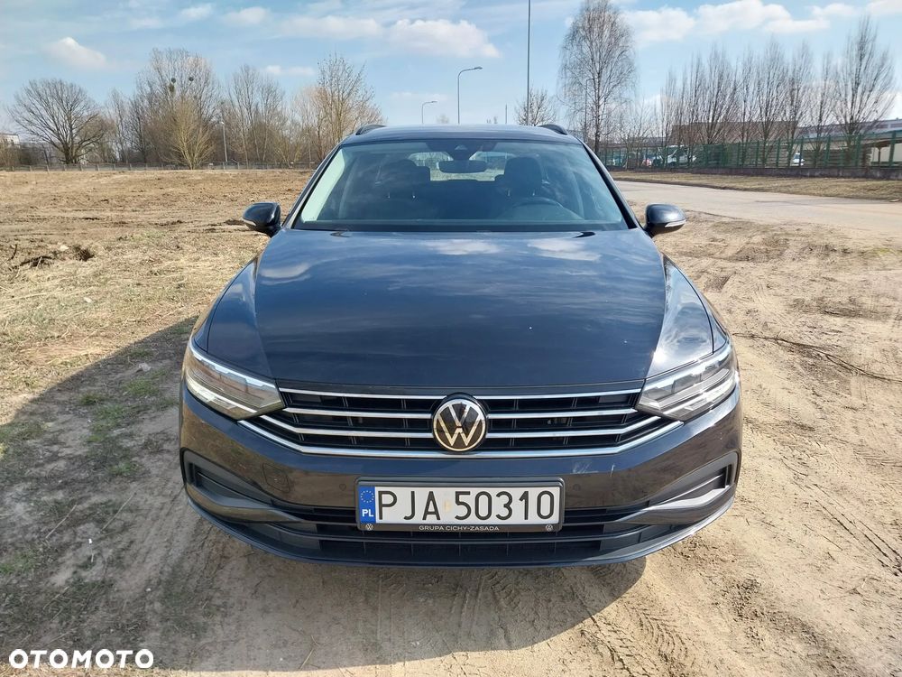 Volkswagen Passat 2.0 TDI EVO Elegance DSG - 2
