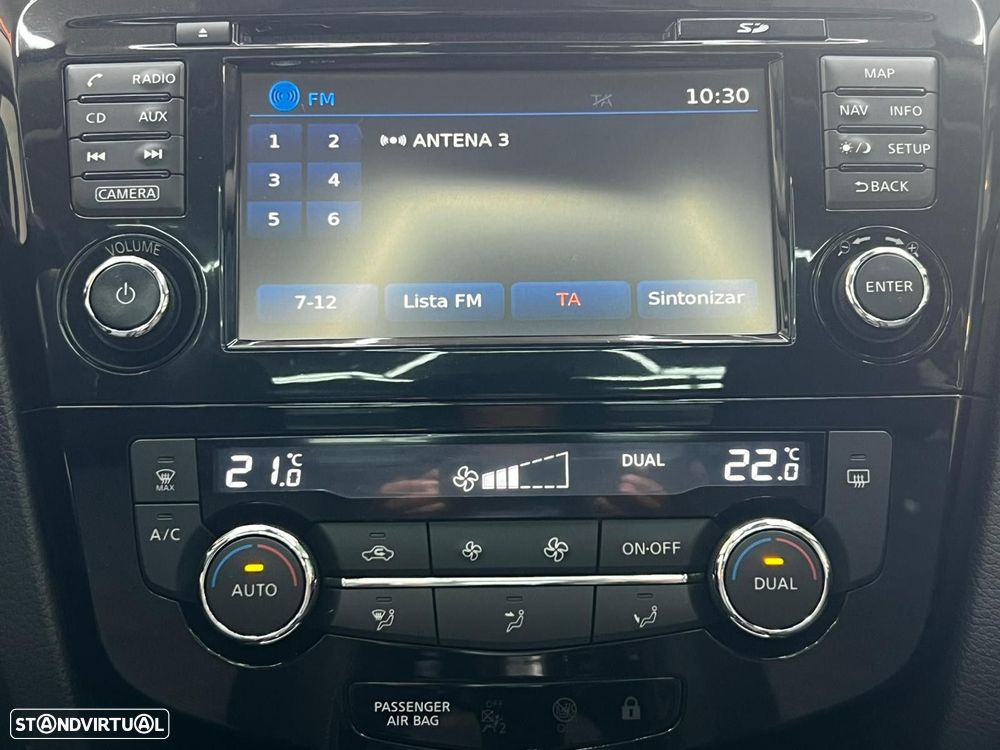 Nissan Qashqai 1.2 DIG-T Tekna Premium Pele S P.Preta - 33