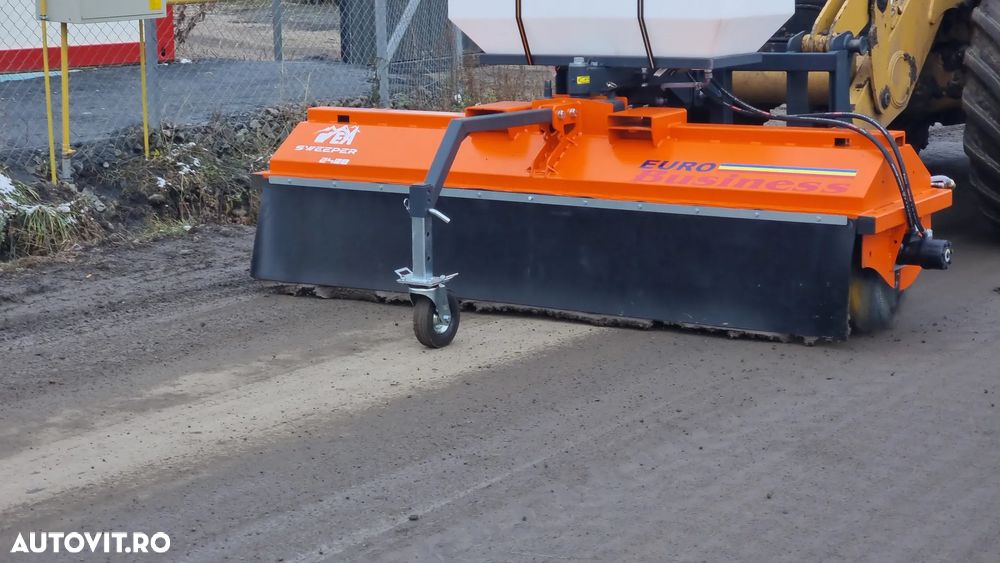 Perie asfalt cu colector si sistem stropire 240 cm - 9