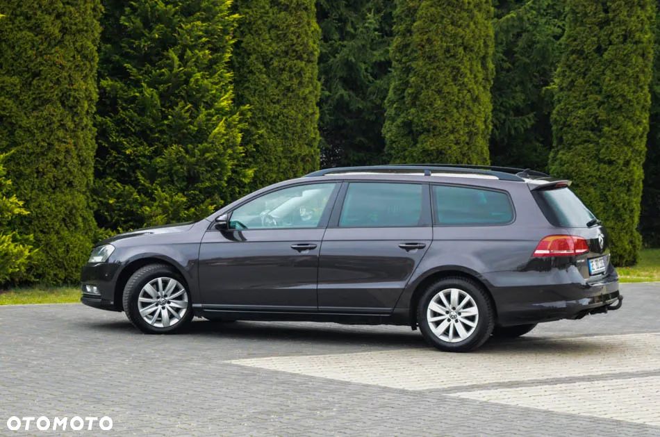 Volkswagen Passat 2.0 TDI Comfortline - 24