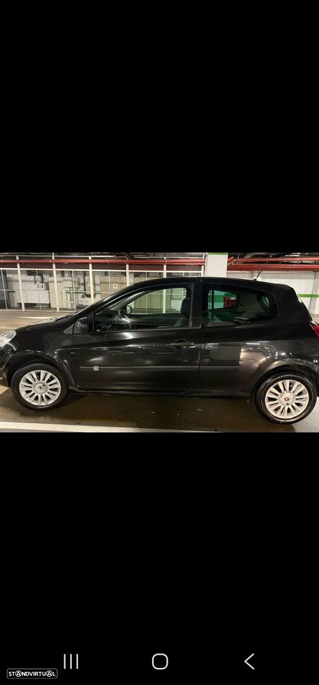 Renault Clio 1.5 DCI - IVA dedutível - 8