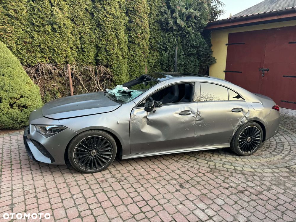 Mercedes-Benz CLA 250 4-Matic AMG Line 7G-DCT - 3