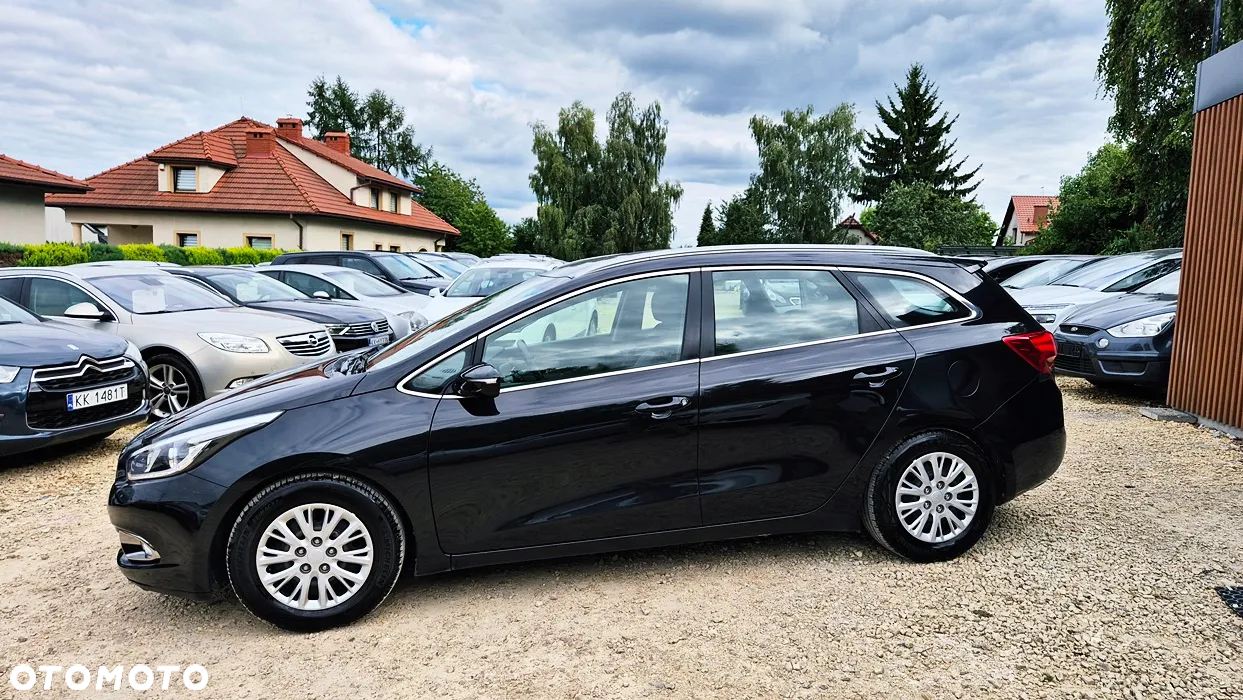 Kia Ceed Cee'd 1.6 GDI XL - 25