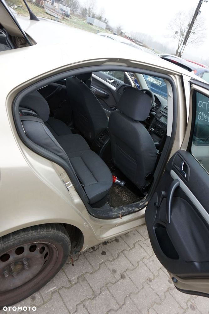 SKODA OCTAVIA II 1Z3 LB LIFTBACK 2006 9201 LF8F 1.6 FSI BLF 115KM GYT BEŻOWY na części - 16