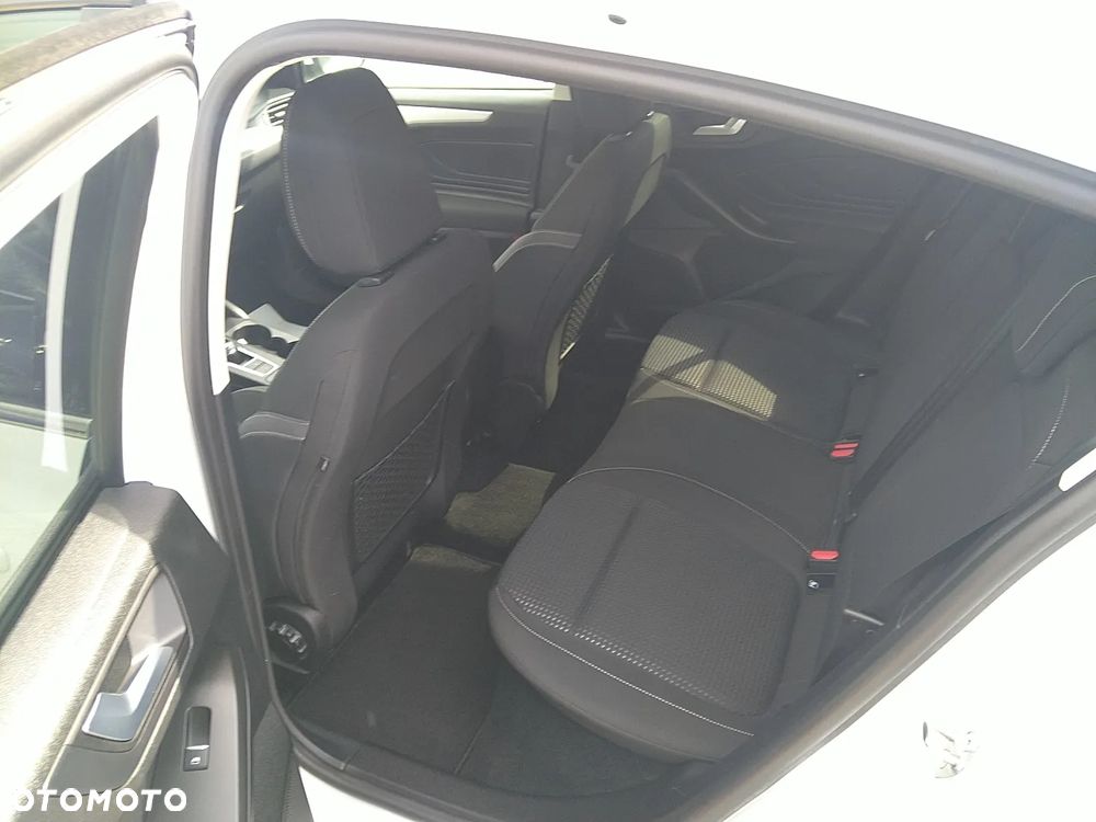Ford Focus 1.0 EcoBoost Active Business - 15