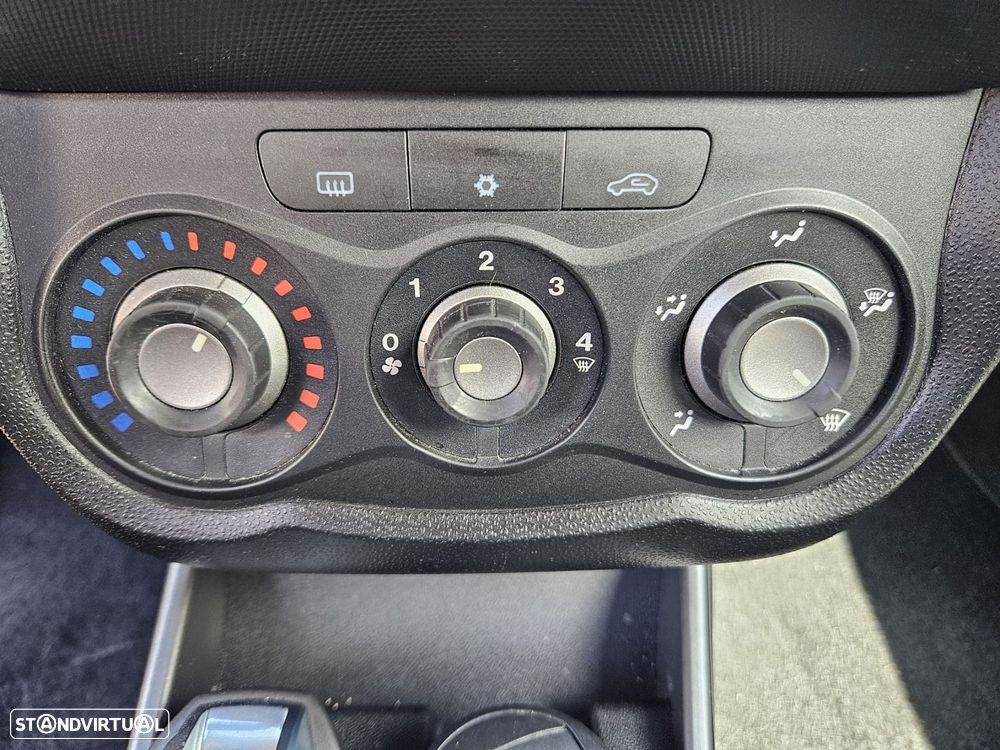 Alfa Romeo MiTo 1.3 JTDM Trofeo - 29