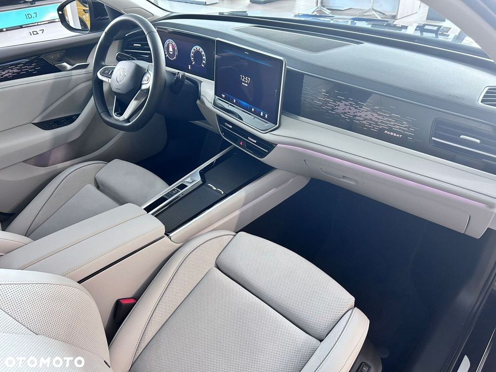 Volkswagen Passat - 15