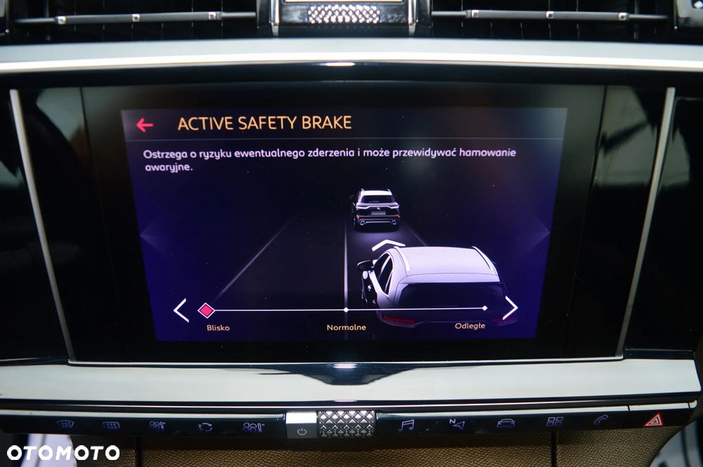 DS Automobiles DS 7 Crossback - 26