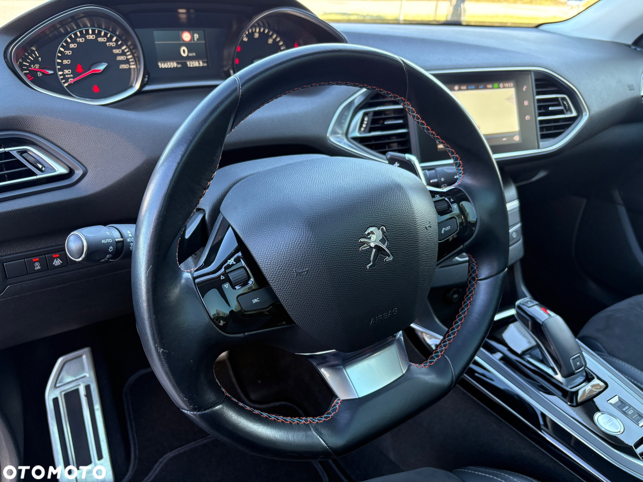 Peugeot 308 SW 1.5 BlueHDi Allure S&S EAT8 - 17