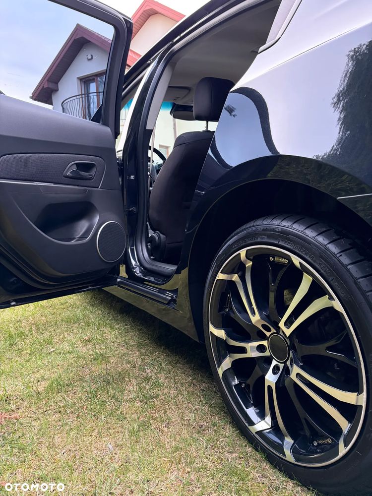 Chevrolet Cruze 1.8 LT - 21