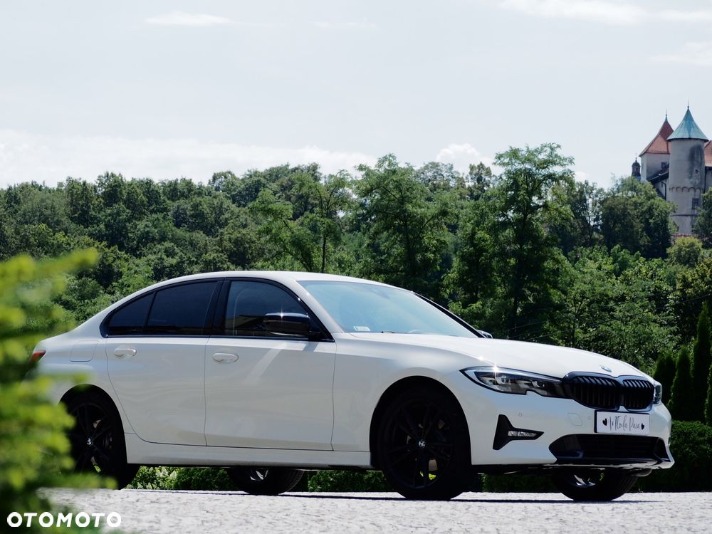 BMW Seria 3 320i Sport Line Shadow - 11