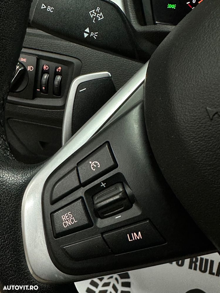 BMW X1 sDrive18d AT - 13