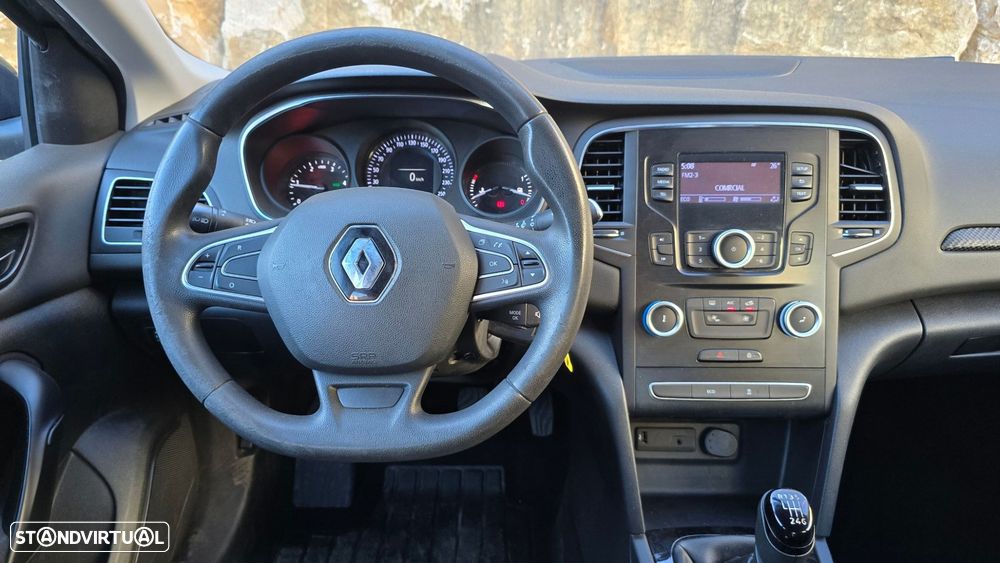 Renault Mégane 1.5 dCi Zen ECO - 12