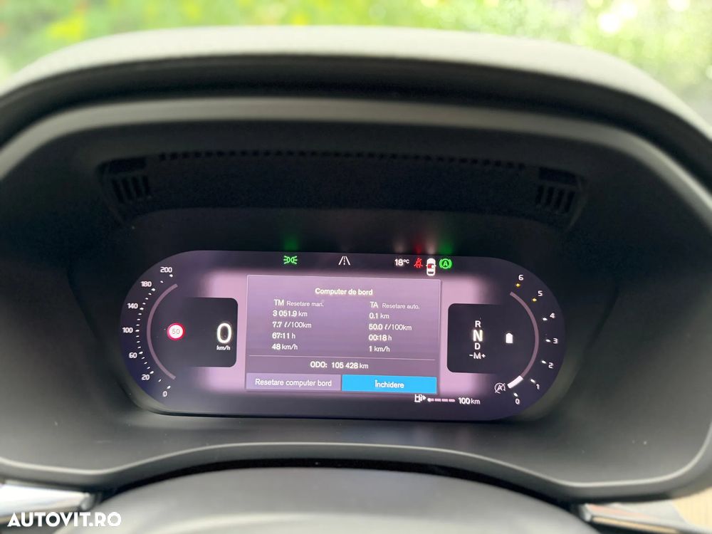 Volvo XC 60 B4 MHEV AT8 AWD Inscription - 27