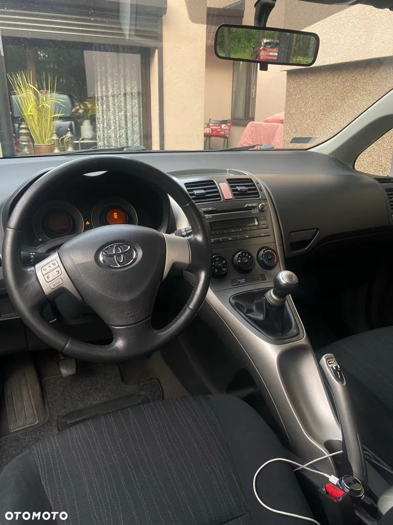 Toyota Auris - 9
