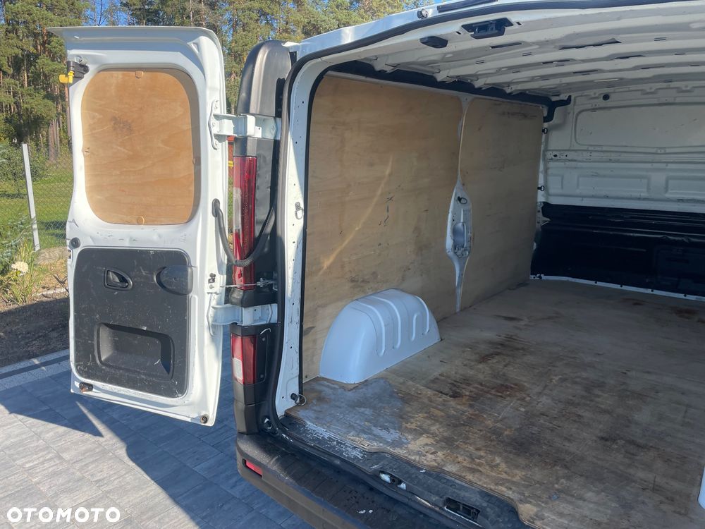 Renault Trafic - 26