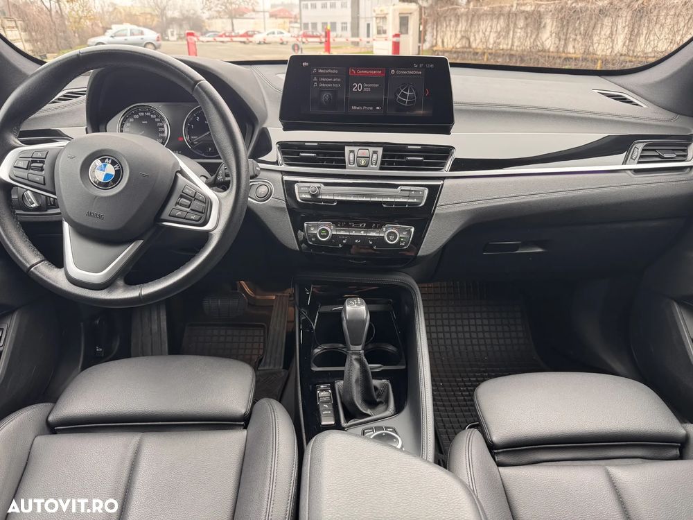 BMW X1 xDrive25e Sport Line - 7