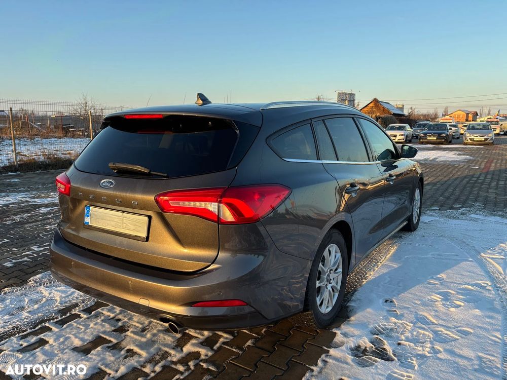 Ford Focus 1.5 EcoBlue Active - 4