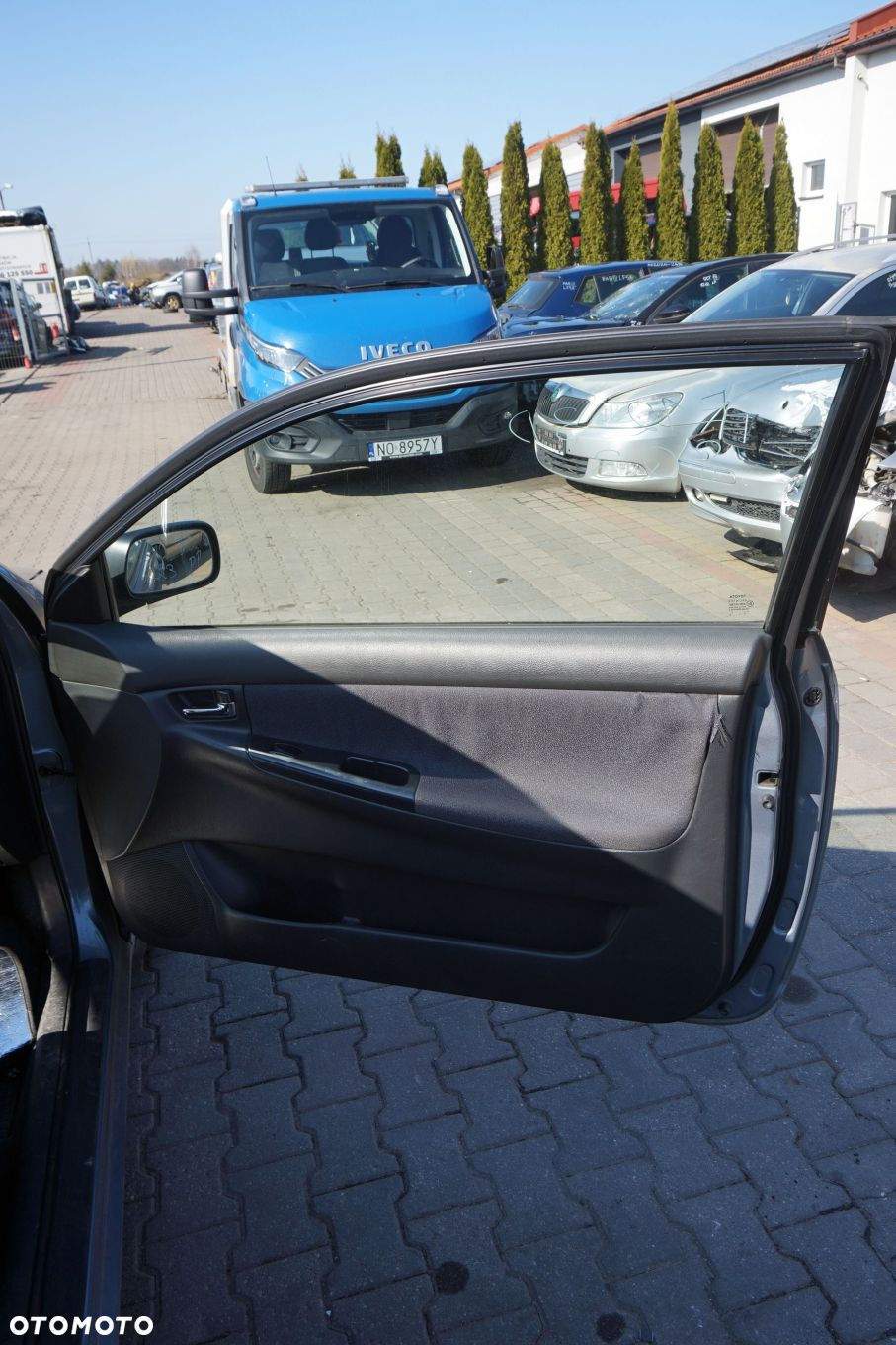 DRZWI PRZEDNIE PRAWE COROLLA E12 3D HB 8Q3  SREBRNY TOYOTA 2001-2004 - 8
