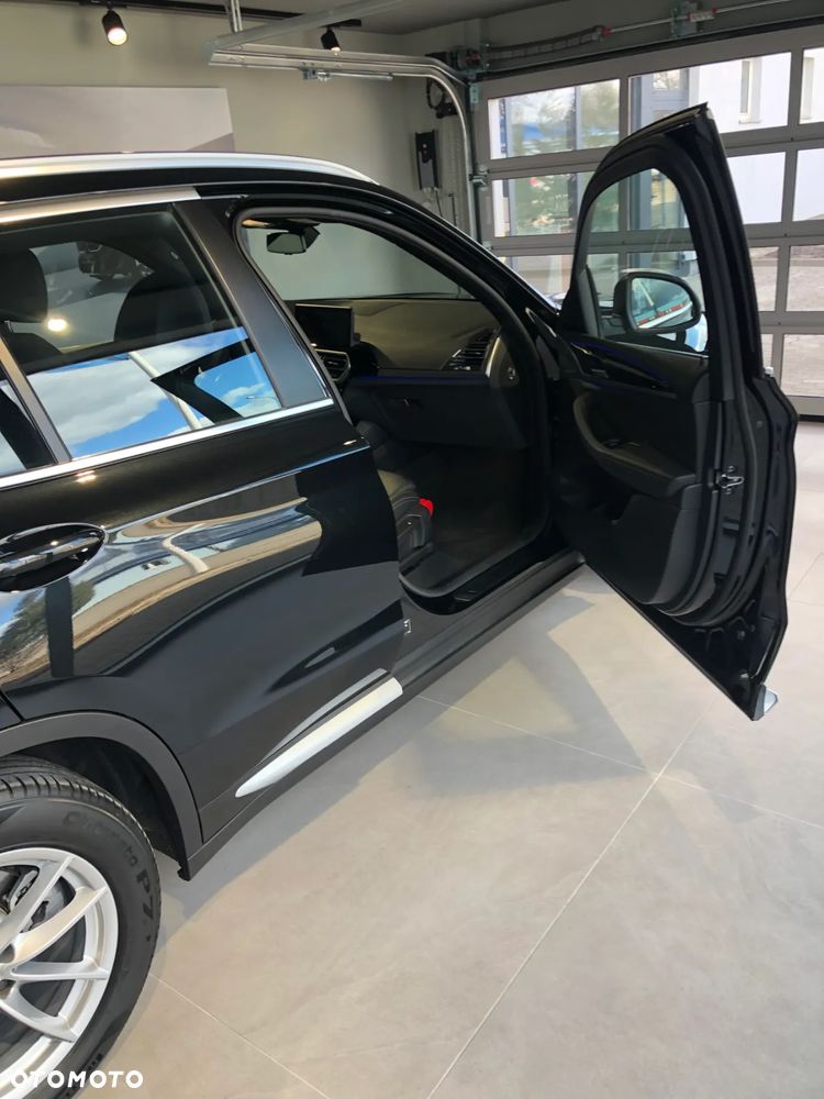 BMW X3 sDrive18d - 3