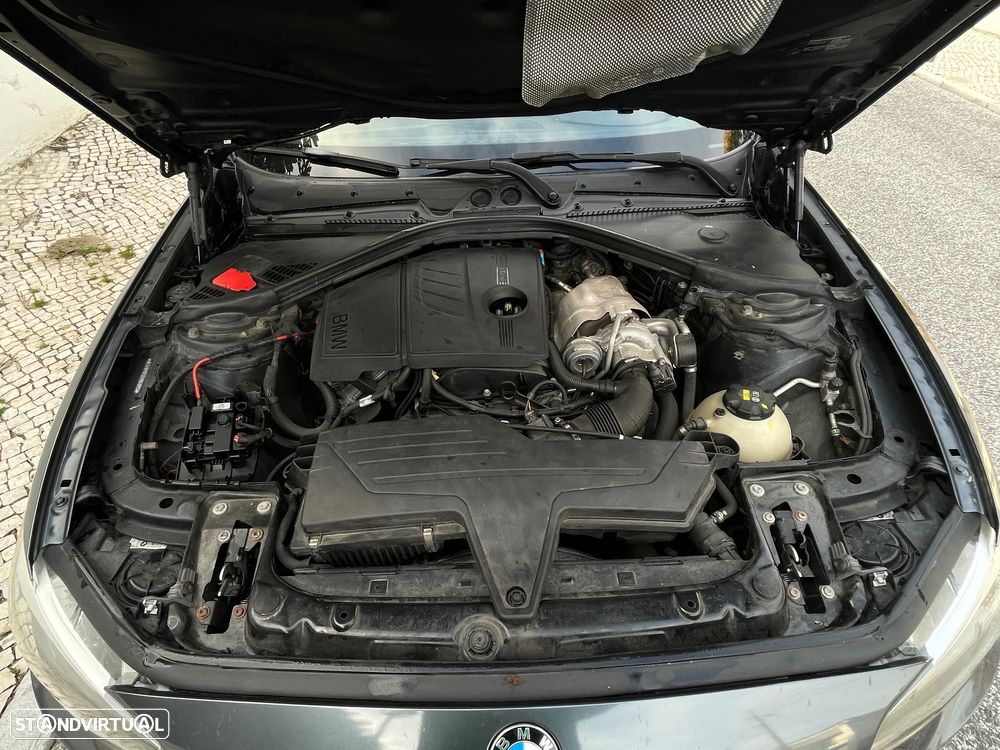 BMW 116 i Pack M - 8