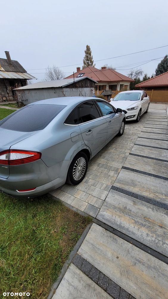 Ford Mondeo - 4