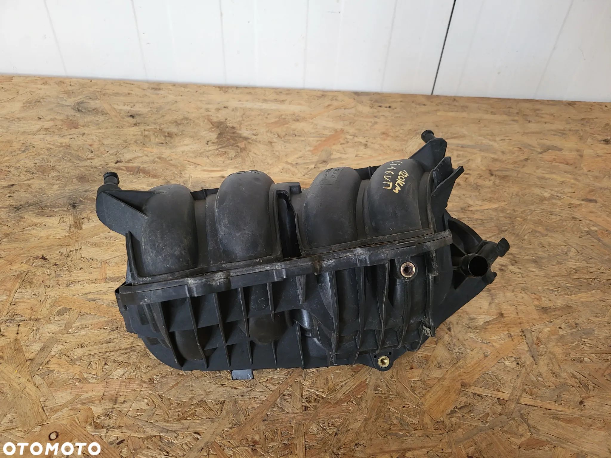 Kolektor ssący 1.6 VTI Citroen C4 II B7 - 1