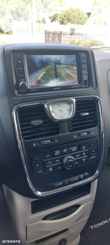 Chrysler Town & Country 3.6 Touring - 5