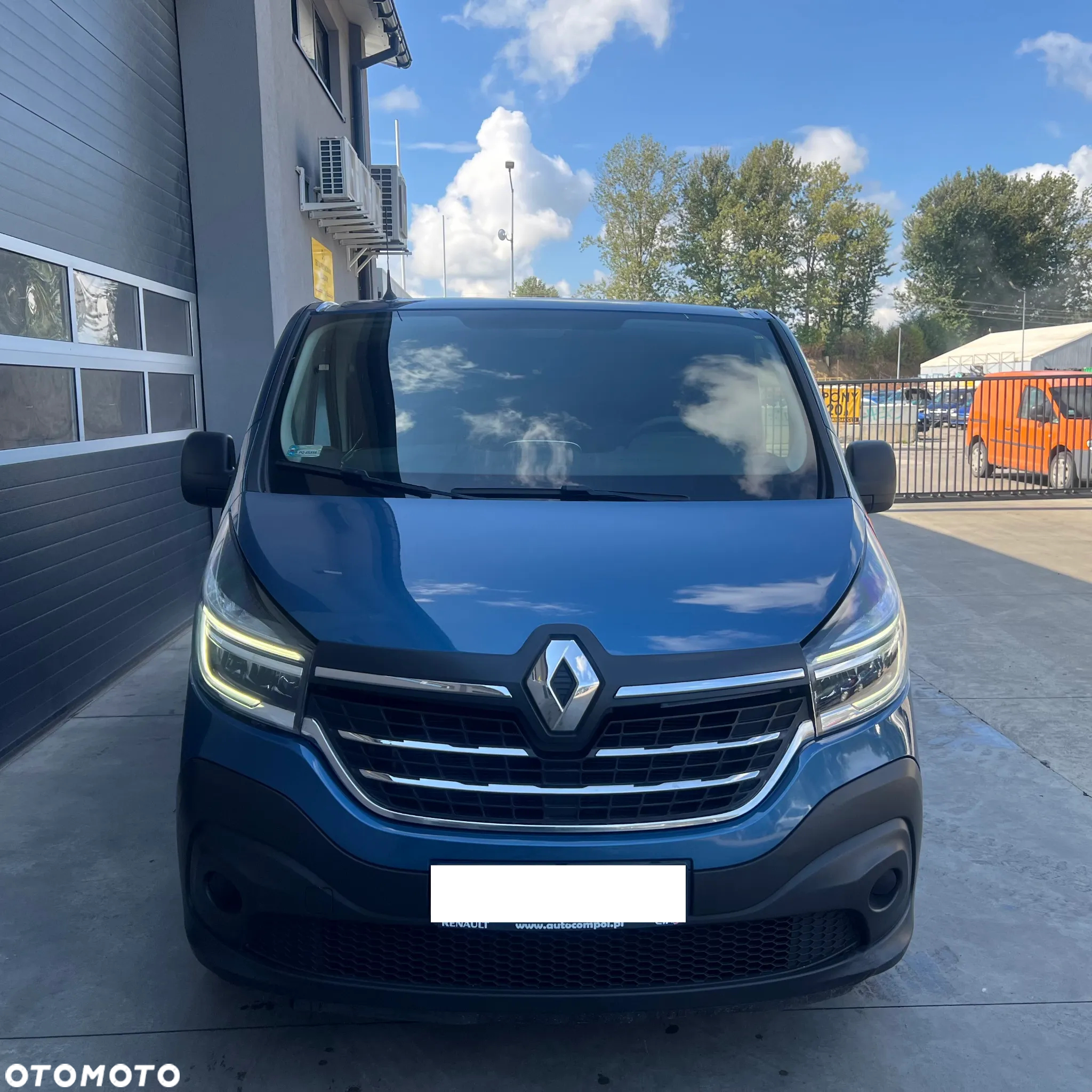 Renault TRAFIC - 8