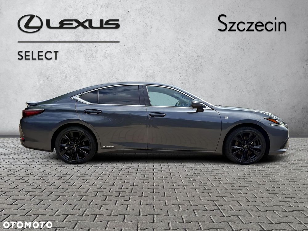 Lexus ES 300h F Sport Edition - 6