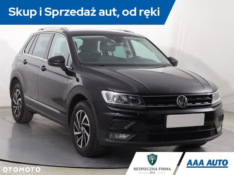 Volkswagen Tiguan - 2