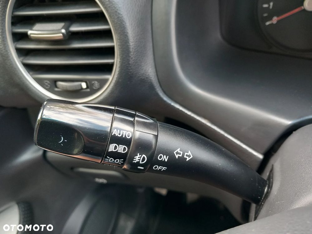 Kia Carens 2.0 CRDi EXpedition - 23