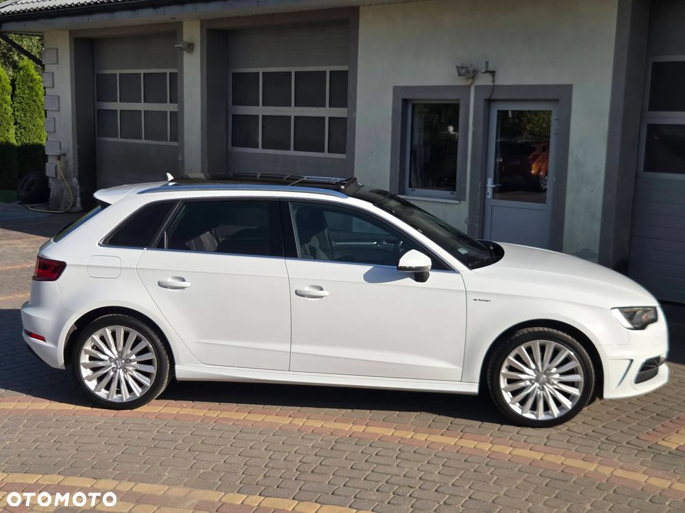 Audi A3 Sportback 1.4 TFSI E-tron Ambiente e-S tronic - 16