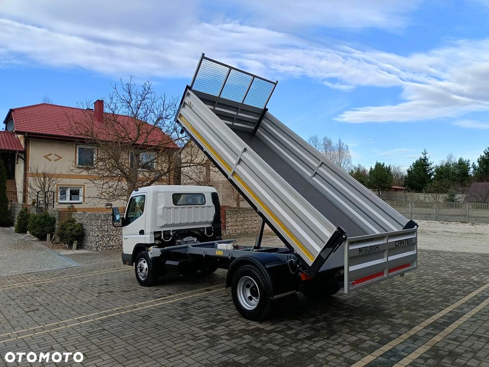 Mitsubishi CANTER FUSO 7C15 WYWROTKA KIPER WYWROT