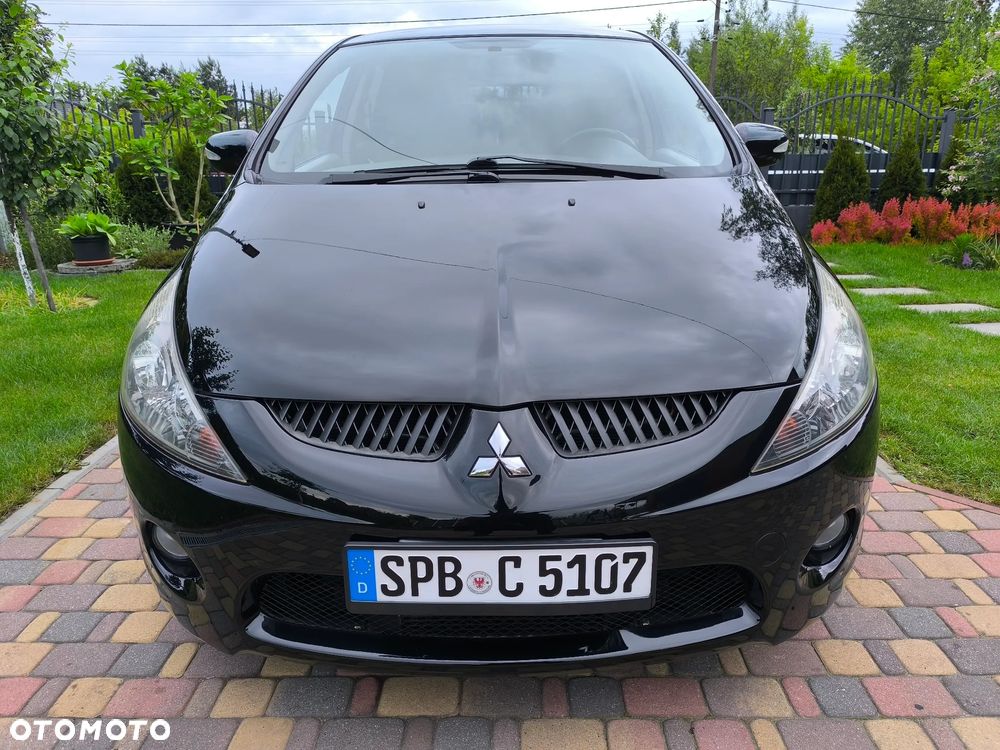 Mitsubishi Grandis 2.0 DI-D 6-Sitzer Intense - 1