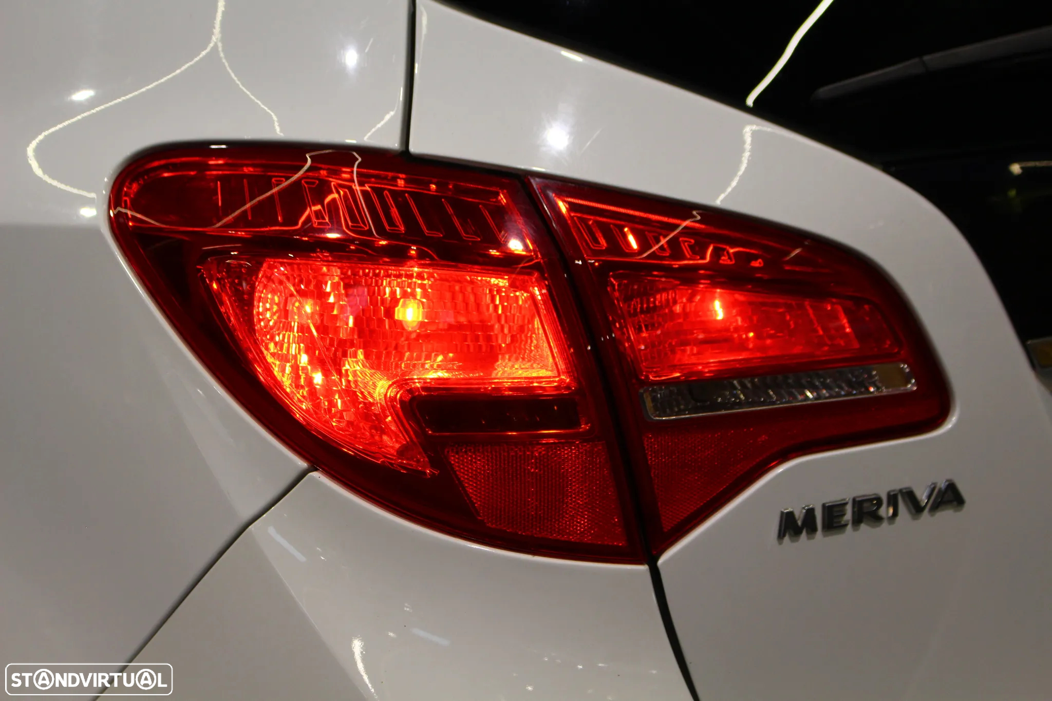 Opel Meriva 1.6 CDTi S/S - 11