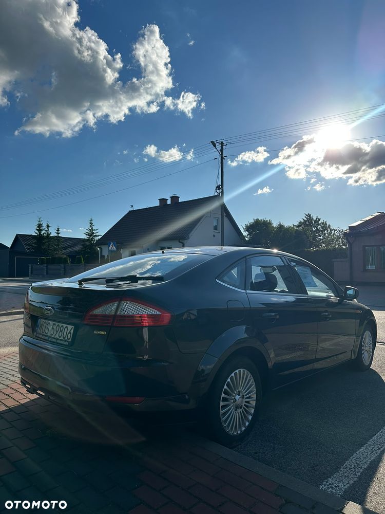 Ford Mondeo 1.8 TDCi Ambiente - 3