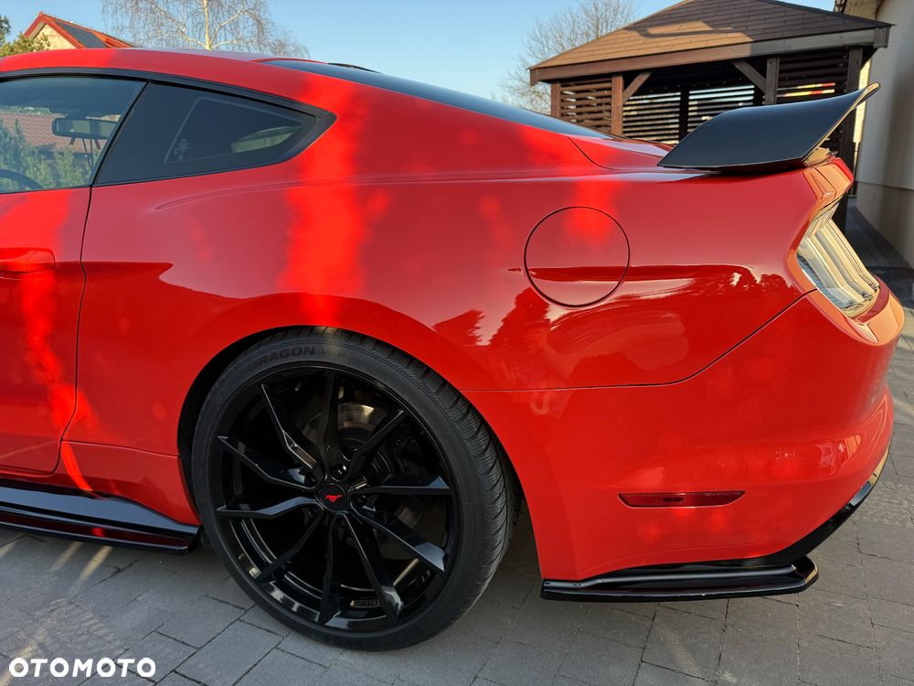 Ford Mustang - 11