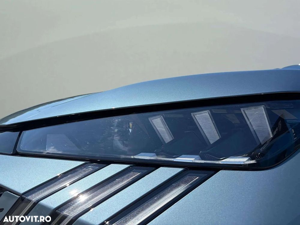 Peugeot 3008 1.2 Hybrid 145 e-DCS6 GT - 20