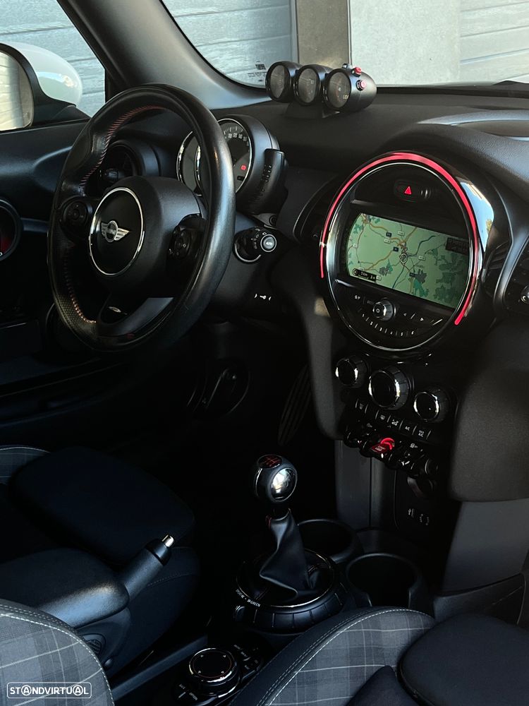 MINI 3 Portas Cooper D - 8