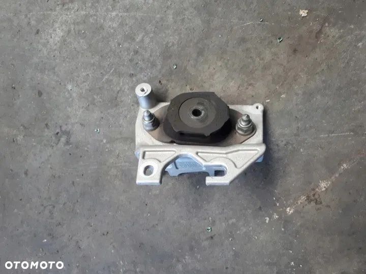 CLIO 4 LIFT łapa, poduszka skrzyni biegów !! 0,9TCE Polecam ! Wysyłka - 1