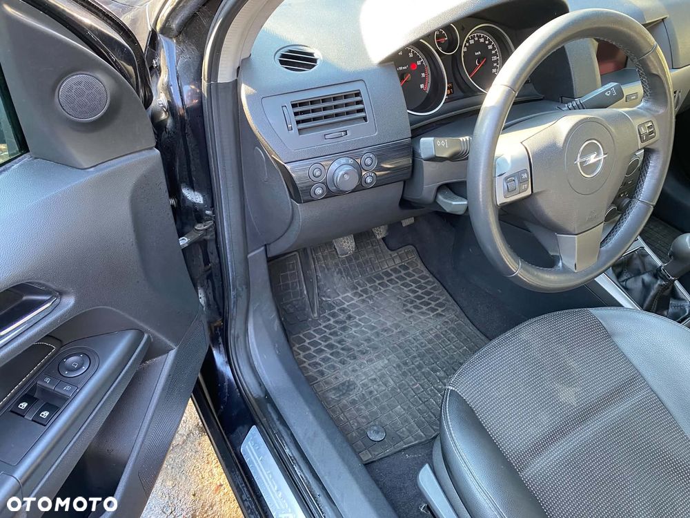 Opel Astra - 10