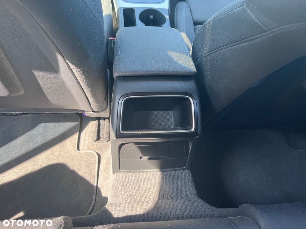Audi A4 Limousine - 7