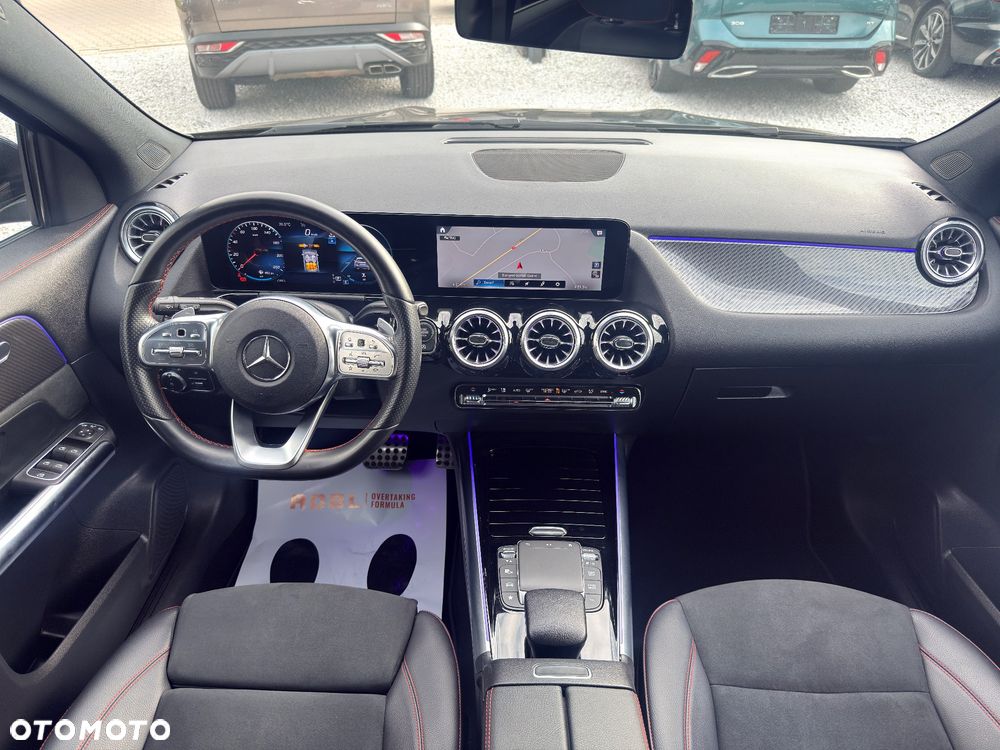 Mercedes-Benz GLA 200 d 8G-DCT AMG Line - 14
