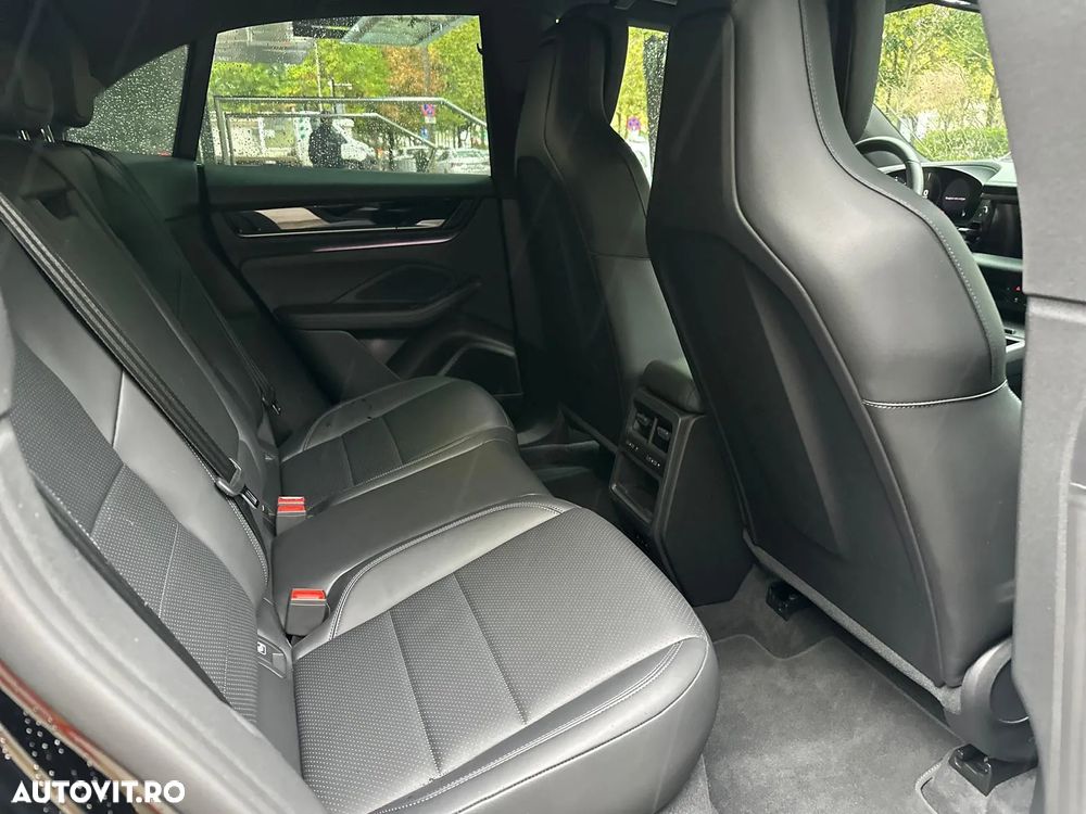 Porsche Macan 100 kWh - 25